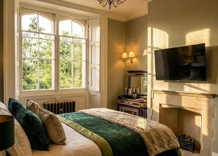 Weston Manor Hotel